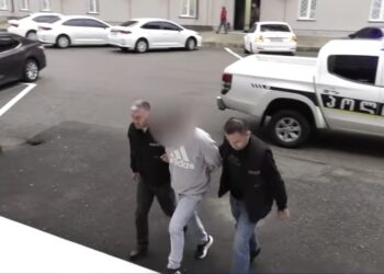 პოლიციამ აჭარაში ინტერპოლის მიერ წითელი ცირკულარით ძებნილი პირი დააკავა