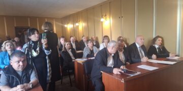 რომელი დეპუტატები დასახელდნენ თავმჯდომარის მოადგილეებად – ოზურგეთის საკრებულოს სხდომა