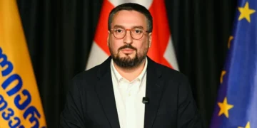 თაზო დათუნაშვილის განცხადებით, 12:00 საათის მდგომარეობით, ქვეყნის მასშტაბით საარჩევნო პროცესში აღმოჩენილ დარღვევებზე დაწერილია 100-ზე მეტი საჩივარი