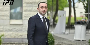 ირაკლი ღარიბაშვილი სასამართლოში მივიდა