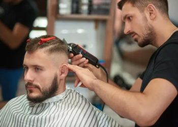 რა ღირს მამაკაცის თმის შეჭრა მსოფლიოს სხვადასხვა ქვეყანაში – 2025 წლის მონაცემებით