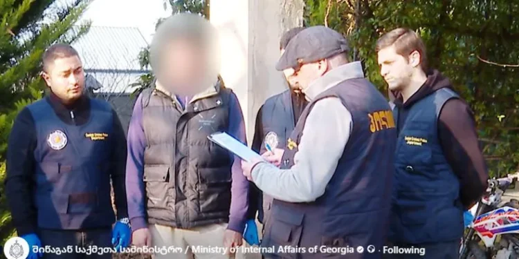 შსს-მ 18 კილოგრამზე მეტი ნარკოტიკული საშუალება „მეთადონი“ ამოიღო – დაკავებულია უკრაინის მოქალაქე