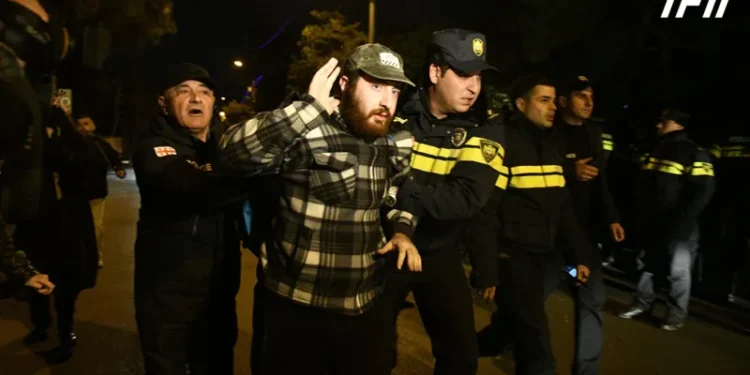 პოლიციამ მათე დევიძის მხარდამჭერი მსვლელობის კიდევ რამდენიმე მონაწილე დააკავა