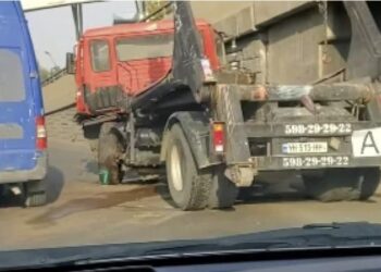 ვიდეო – სამი ადამიანი დაშავდა ავარიის შედეგად თბილისში