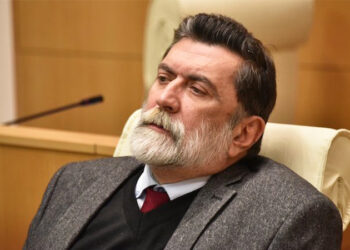 მსახიობების პროტესტის შემდეგ ნუკრი ქანთარიამ ბათუმის თეატრის დირექტორის თანამდებობა დატოვა