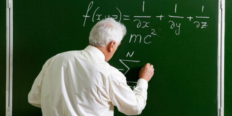 რა საქმიანობის განხორციელებაზე დასჭირდებათ პედაგოგებს დირექტორის ნებართვა?