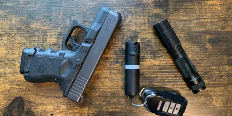 ელექტროშოკს მოქალაქე ვეღარ იყიდის; წიწაკის სპრეისა და ხმოვან იარაღს – შსს-ს თანხმობით