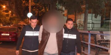 დააკავეს პირი, რომელმაც მეგობარ ქალზე ფიზიკურად იძალადა და სიცოცხლის მოსპობით დაემუქრა