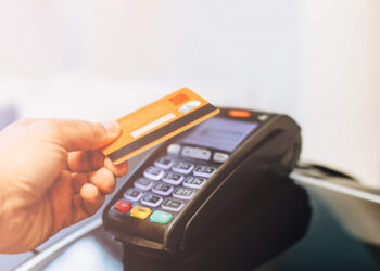 მაღაზიებში გადახდას ნებისმიერი საბანკო ბარათით ერთი ტერმინალიდან შეძლებთ – როდიდან ამოქმედდება ცვლილება