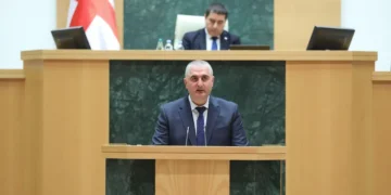 ვის შეეხება ხელფასების 10% იანი ზრდა – ფინანსთა მინისტრის განცხადება