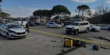 გლოვოს კურიერს ავტომობილი დაეჯახა – ავტოსაგზაო შემთხვევა ზუგდიდში