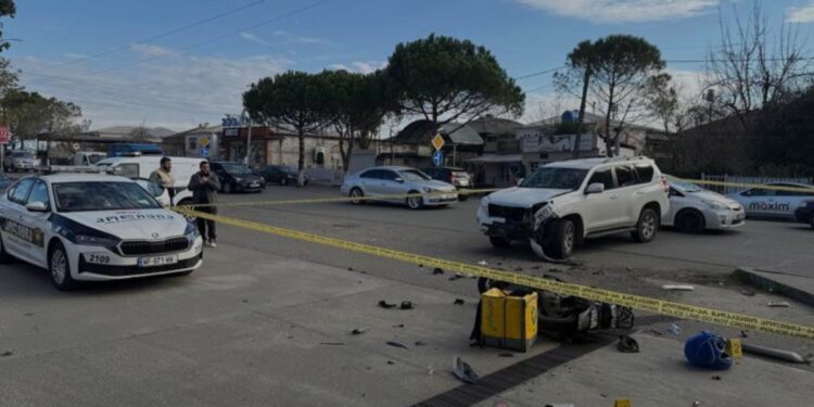 გლოვოს კურიერს ავტომობილი დაეჯახა – ავტოსაგზაო შემთხვევა ზუგდიდში