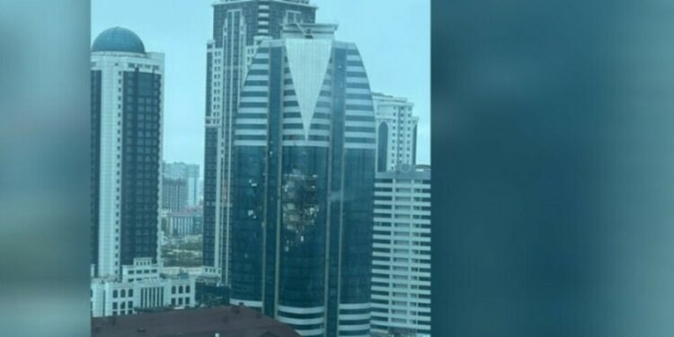 ჩეჩნეთში, “გროზნო სითის” ცათამბჯენში აფეთქება მოხდა