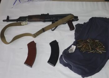 ვიდეო – პოლიციამ თბილისსა და რეგიონებში უკანონო ცეცხლსასროლი იარაღები ამოიღო – დაკავებულია 6 პირი