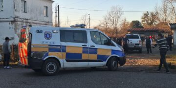 დააკავეს კაცი, რომელმაც სამეგრელოში ერთი პირი მოკლა, მისი მეუღლე კი დაჭრა