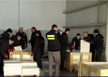 ვიდეო – პოლიციამ 50 მილიონი ლარის ღირებულების ნარკოტიკული საშუალება „ჰეროინი“ ამოიღო – დაკავებულია ირანის მოქალაქე