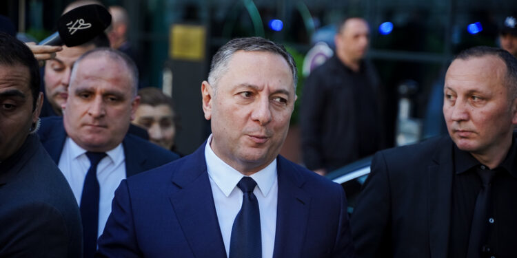 ეს ნივთიერებები რაზეც ისინი [BBC] ლაპარაკობენ, ნამდვილად ჰქონდა შეძენილი შსს-ს და იყენებდა მას, ოღონდ 2012 წლამდე