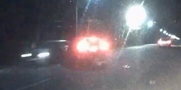 ვიდეო – სამი ავტომობილი ერთმანეთს შეეჯახა – დაშავებულია ერთი ადამიანი