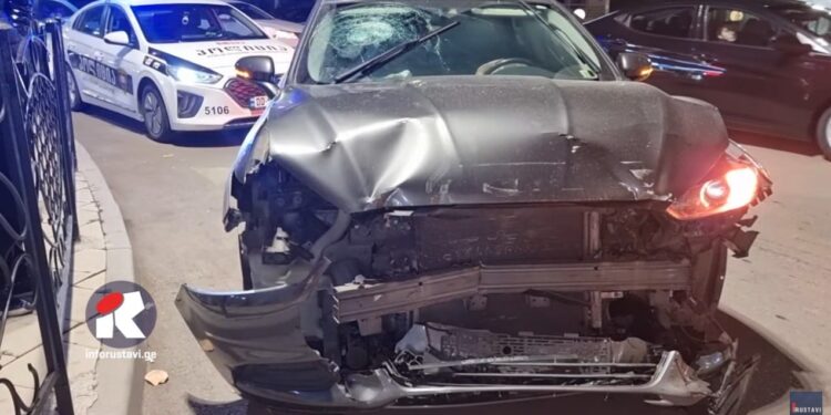 ვიდეო – ავტოსაგზაო შემთხვევა რუსთავში