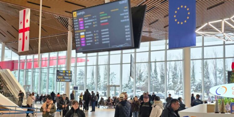 დიდთოვლობის მიუხედავად, ქუთაისის საერთაშორისო აეროპორტში რეისები ჩვეულ რეჟიმში ხორციელდება – აეროპორტების გაერთიანება