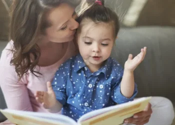 რა ეხმარება ბავშვს ყველაზე მეტად, რომ დროულად და სწორად ალაპარაკდეს