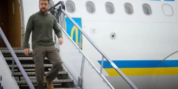 ზელენსკის ადმინისტრაციაში ადასტურებენ, რომ პრეზიდენტის თვითმფრინავს ირლანდიაში ვიზიტის დროს დრონები აედევნენ