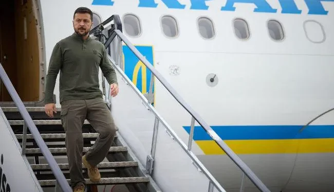 ზელენსკის ადმინისტრაციაში ადასტურებენ, რომ პრეზიდენტის თვითმფრინავს ირლანდიაში ვიზიტის დროს დრონები აედევნენ