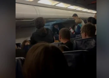 მოსკოვი-ერევნის რეისზე, თვითმფრინავის სალონში ხანძარი გაჩნდა