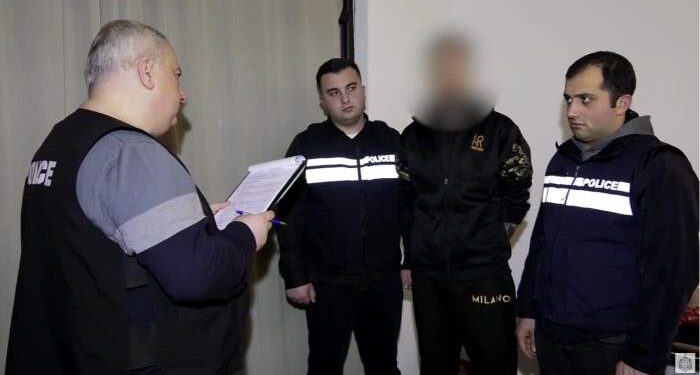 აჭარაში პოლიციამ ჯგუფურად ჩადენილი იძულებისა და ძალადობის ფაქტებზე უცხო ქვეყნის სამი მოქალაქე დააკავა