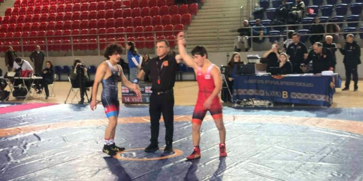 ოზურგეთელი ახალგაზრდა მოჭიდავე საქართველოს ჩემპიონი გახდა