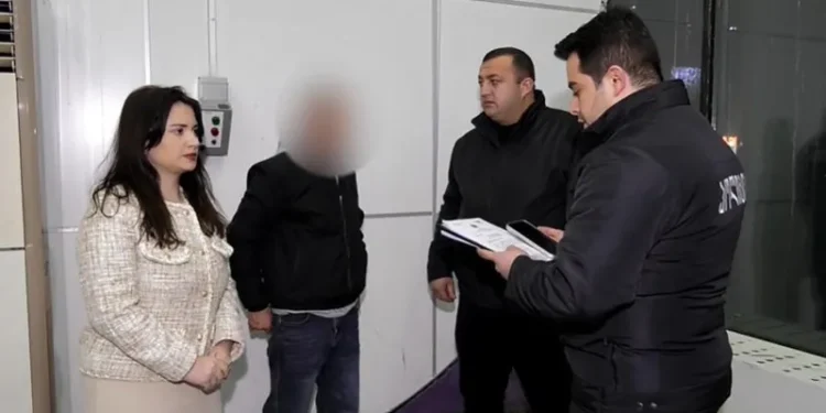 სარფში დააკავეს ერთი პირი, რომელმაც სხვისთვის გატანებული 10 000 დოლარი მიითვისა