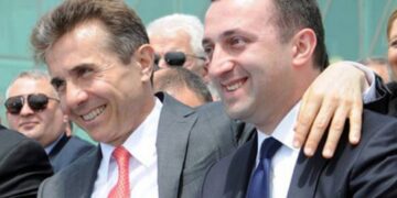 ირაკლი ღარიბაშვილი დაკავებულია – მას 5-წლიანი პატიმრობა შეუფარდეს