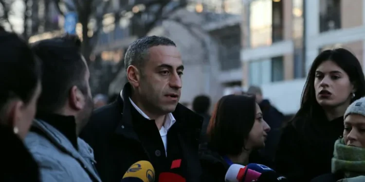 გიორგი ვაშაძეს 30 000 ლარის ოდენობის გირაო შეეფარდა და პასპორტისა და პირადობის მოწმობის ჩაბარება დაევალა