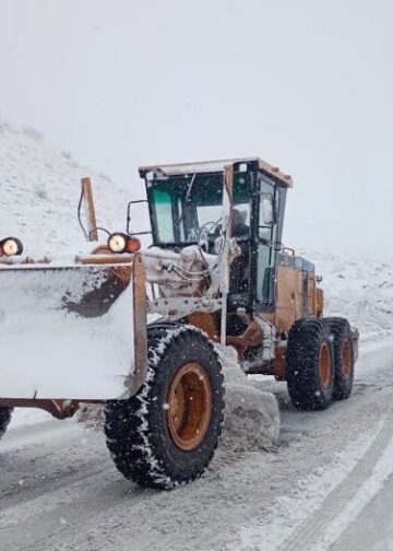 თოვის გამო, საავტომობილო გზების ზოგიერთ მონაკვეთზე, შეზღუდვები დაწესდა