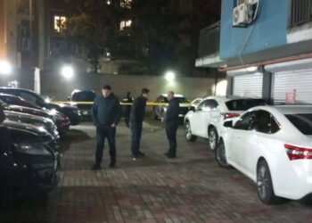 ბათუმში მეზობლებს შორის დაპირისპირებას სროლა მოყვა