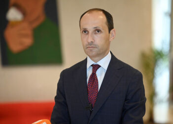 ლევან დავითაშვილმა ქვეყანა დატოვა