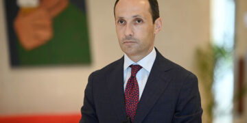 ლევან დავითაშვილმა ქვეყანა დატოვა