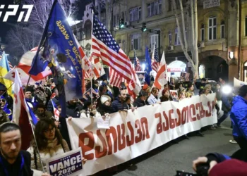 ფილარმონიიდან პარლამენტისკენ საპროტესტო მარში იმართება