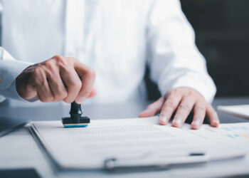 რა ეღირება უცხოელზე შრომითი საქმიანობის უფლების გაცემა