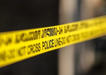 კასპში ყოფილმა სამხედრომ 1 პირი დაჭრა და პოლიციას ცეცხლი გაუხსნა