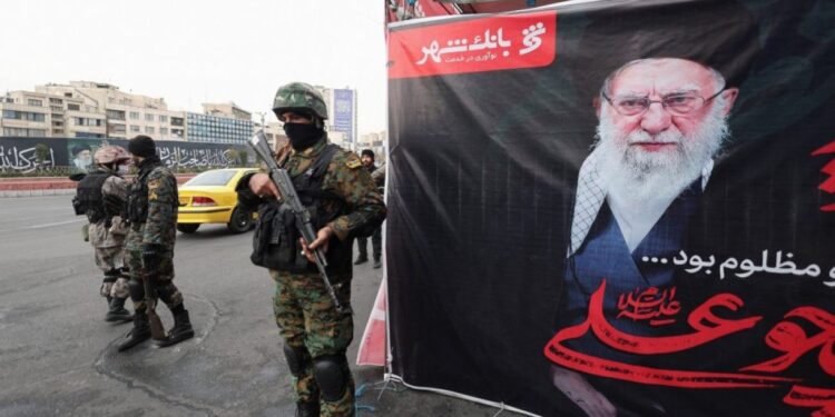 ირანში ჯაშუშობის ბრალდებით 500 ადამიანი დააკავეს