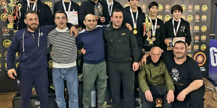 ოზურგეთელმა ახალგაზრდა სპორტსმენებმა ბერძნულ-რომაულ ჭიდაობაში საქართველოს ჩემპიონატის ოქროს მედლები მოიპოვეს