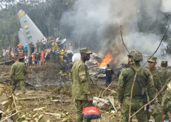 კოლუმბიაში სამხედრო თვითმფრინავის ჩამოვარდნას, სულ მცირე, 66 ადამიანი ემსხვერპლა