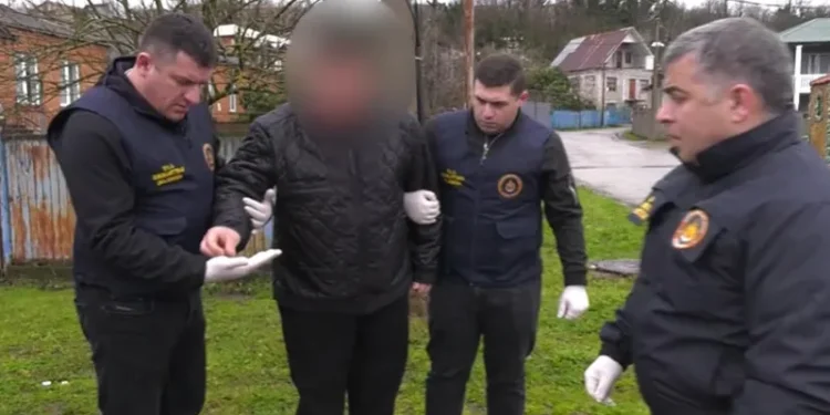 ნარკოდანაშაულის ბრალდებით პოლიციელი დააკავეს