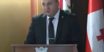 ოზურგეთის მერიაში 16 ვაკანტური ადგილია – რას აცხადებს მერიის ადმინისტრაციის უფროსი