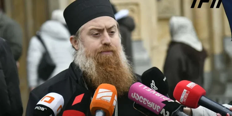 არქიმანდრიტი იოვანე მჭედლიშვილი – კვირის მსახურება დაიწყება 09:00 საათზე, მეუფე შიო აღავლენს წირვას, მსოფლიო პატრიარქს 12:00 საათისთვის ველოდებით და წესის აგებაში მიიღებს მონაწილეობას – ეს არის მისი გადაწყვეტილება