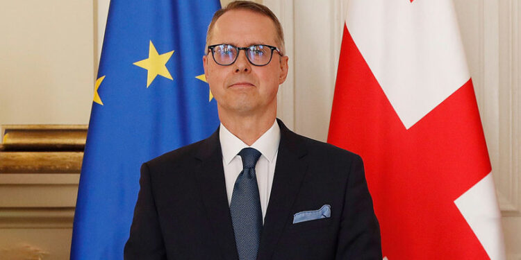 პეტერ ფიშერი: ვწუხვარ კათოლიკოს-პატრიარქის ილია მეორის ჯანმრთელობის მდგომარეობის გაუარესების გამო