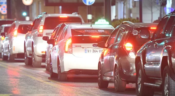 საგზაო-სატრანსპორტო წესების დარღვევაზე არსებული ჯარიმები იზრდება და პასუხისმგებლობა მკაცრდება