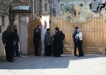 საპატრიარქოში წმინდა სინოდის წევრები იკრიბებიან