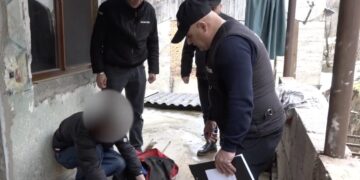 “ელიტ ელექტრონიქსიდან 10 ლეპტოპი მოიპარეს” – პოლიციამ 2 პირი დააკავა